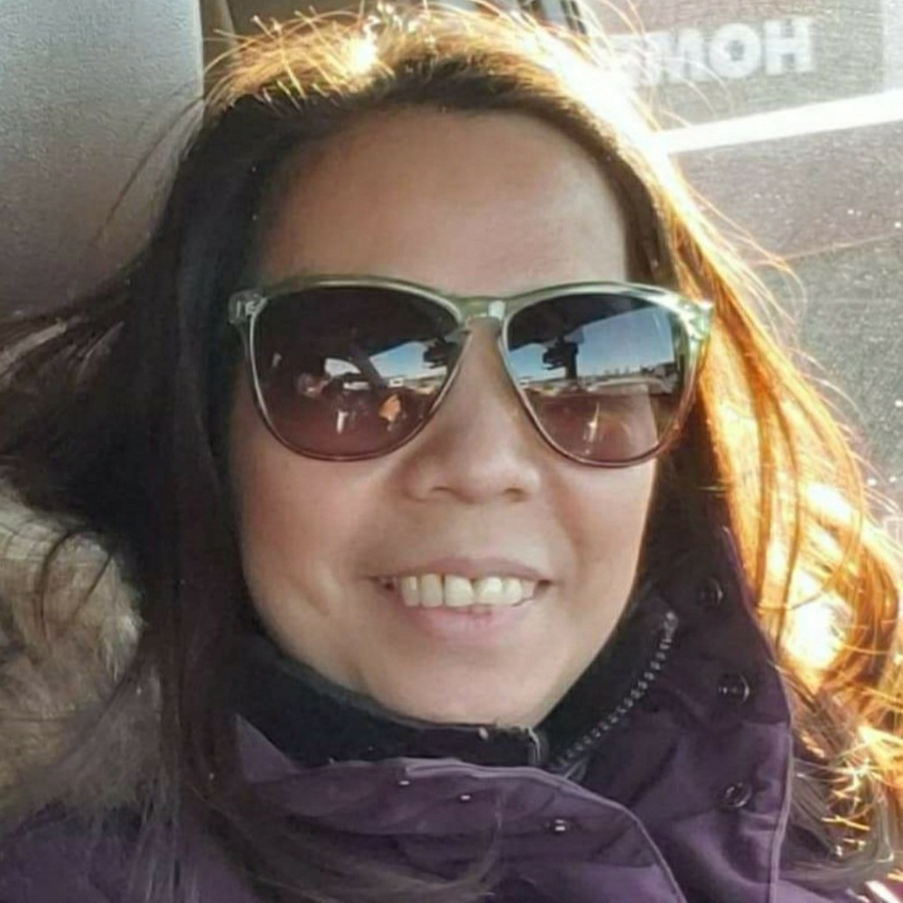 Meet your Posher, Movilyn